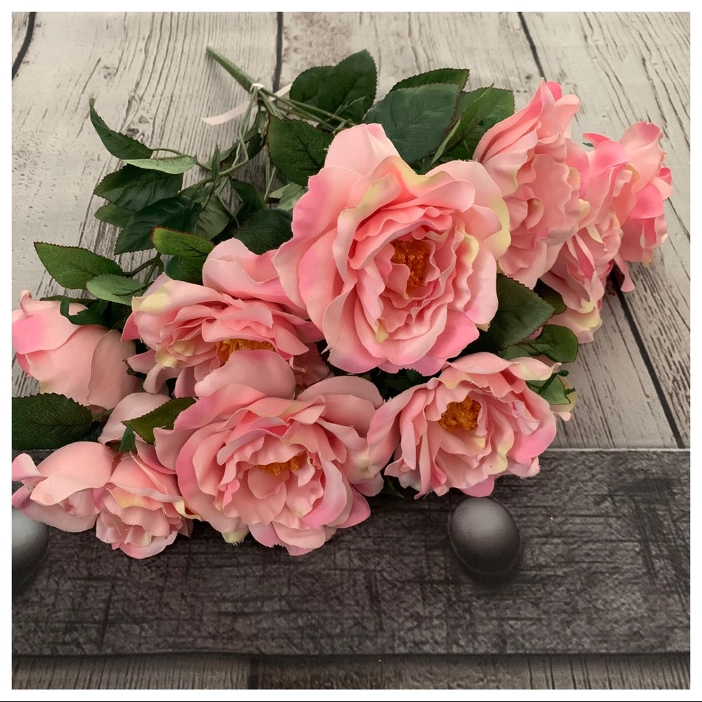 Pack of 11 Pink Faux Silk Flowers